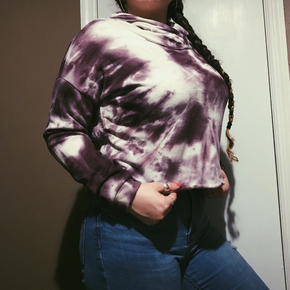 Cropped tie dye hoodie